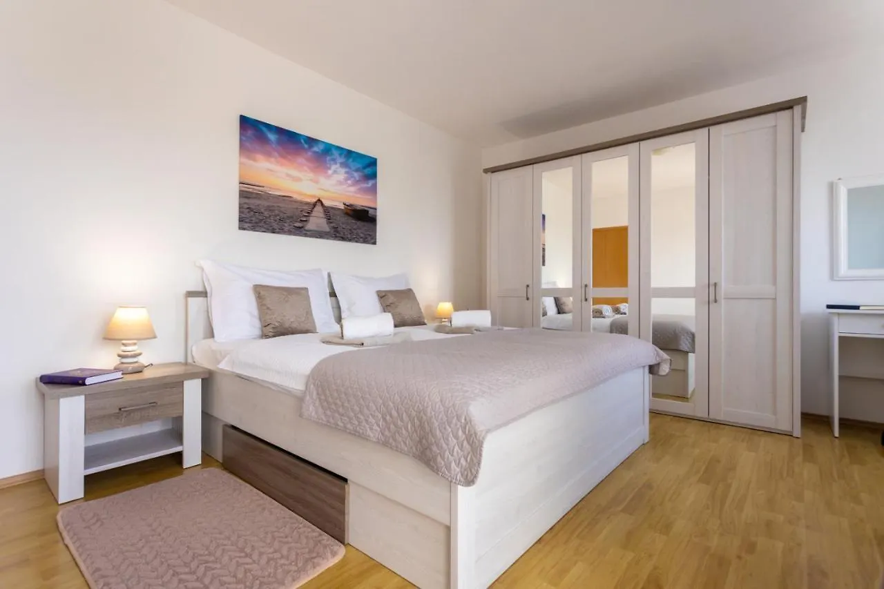 Apartment Demo Malinska Croatia